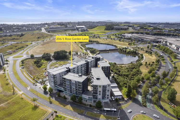 206/1 Rose Garden Lane Albany_17