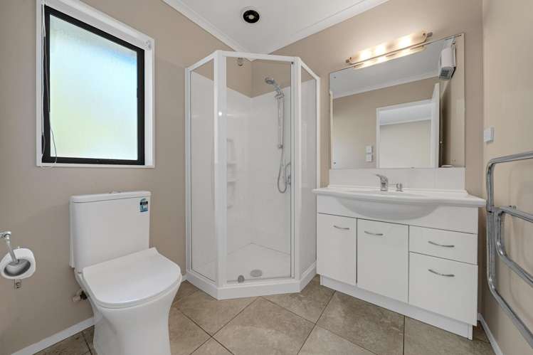 5B Raukawa Grove Waiuku_26