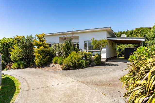Hook a deal! Priced to sell at $900K