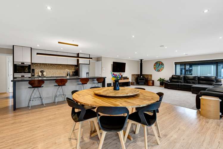 18a Estate Grove Inglewood_7