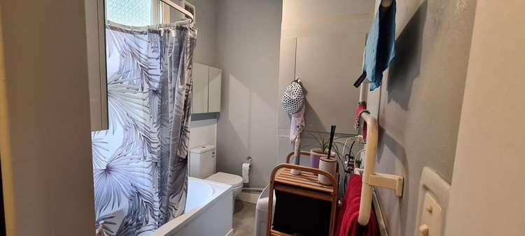 7 McIntyre Avenue Mount Victoria_4