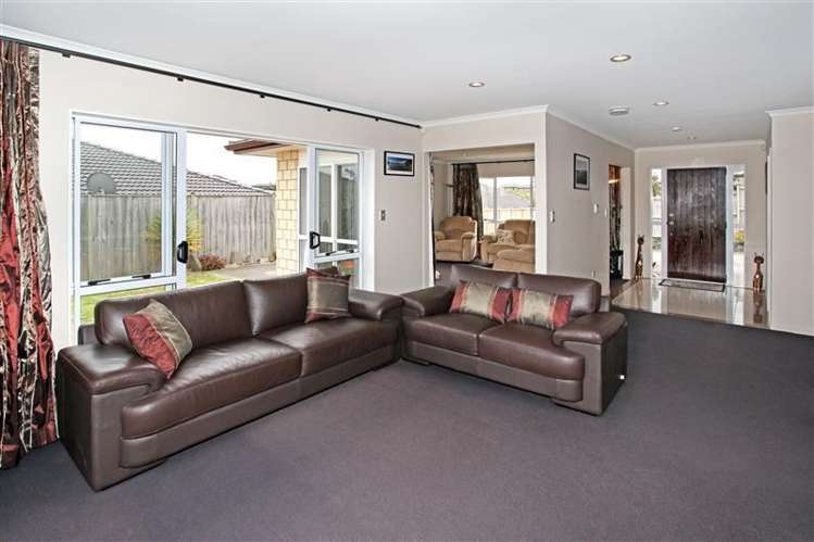 8 Waynes Place Pukekohe_3