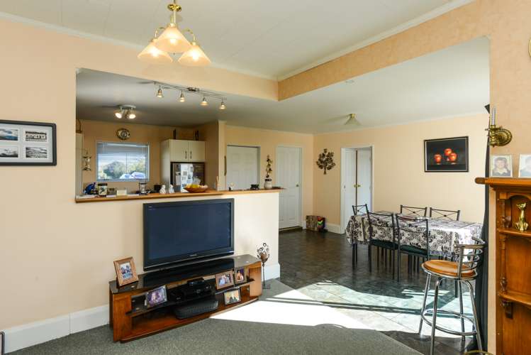 29 Nelson Street Waipukurau and Surrounds_5