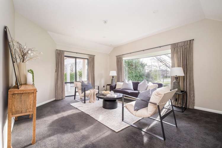 55 Regents Park Dr_5
