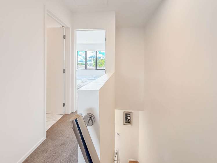 20 Aumarire Lane Favona_12