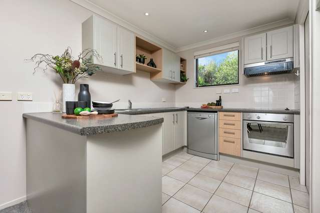 15/8 Monte Cassino Place Birkdale_4