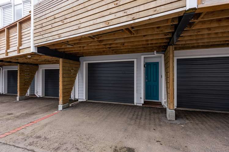 28/35 Pirie Street Mount Victoria_2