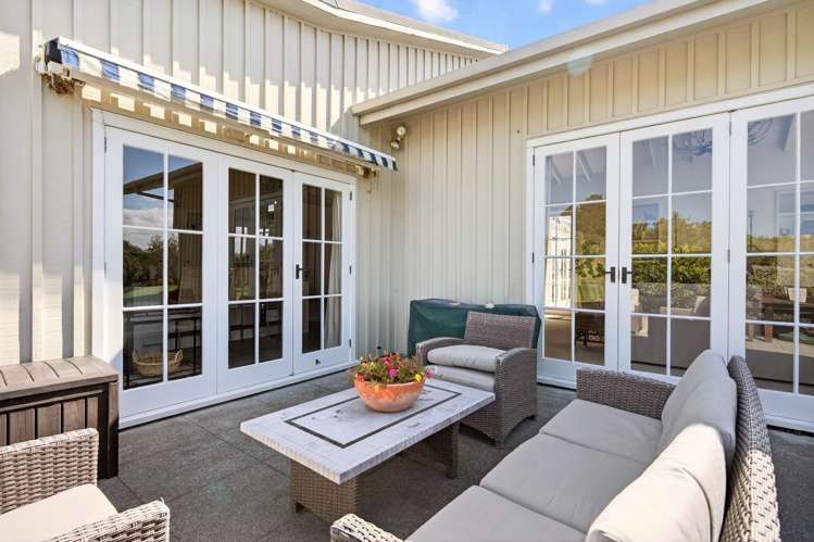 5/239 Lake Ferry Road Martinborough_13