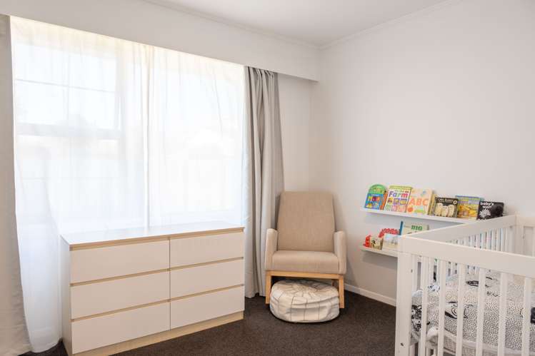 19 Keats Crescent Stoke_7