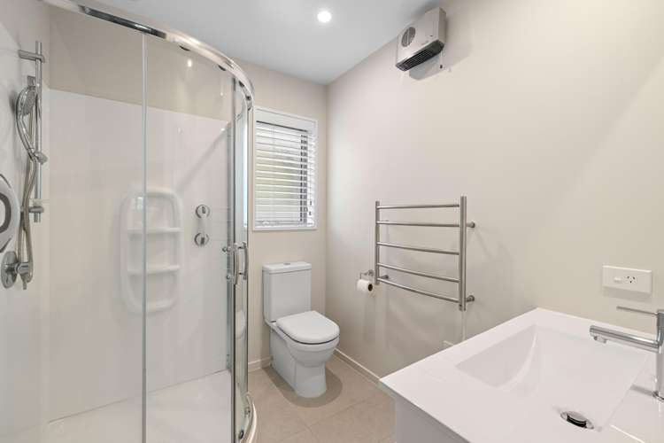 2/51 Barrington Street Somerfield_8