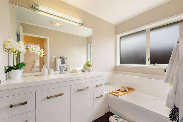 9 Bayside Drive Browns Bay_18