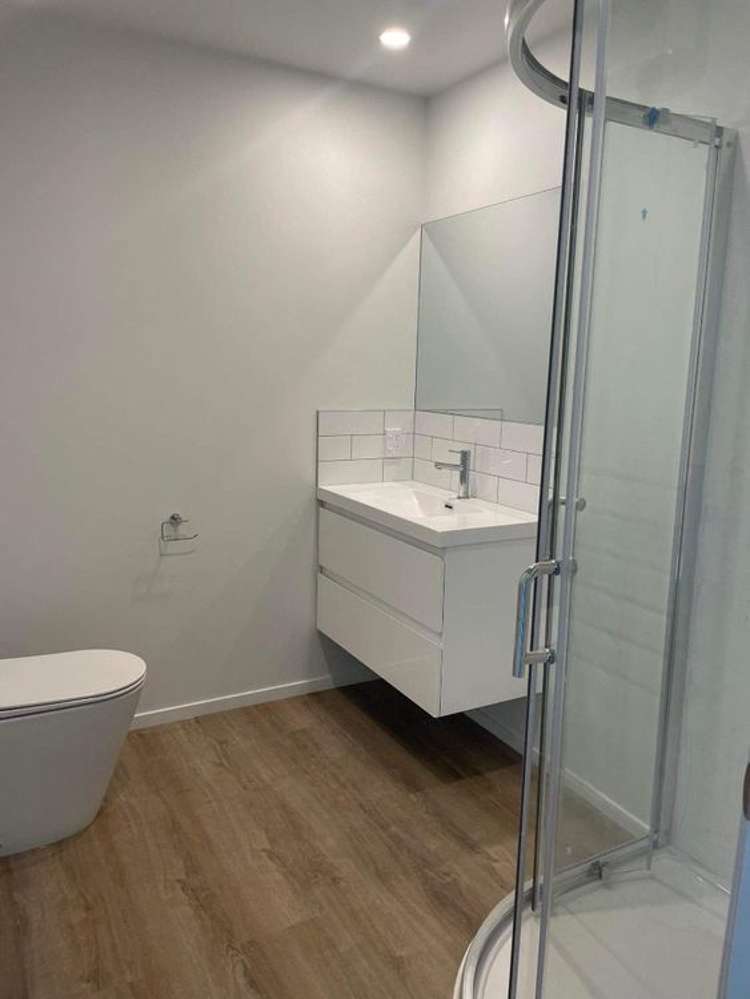 2/7 Hume Street Sydenham_11