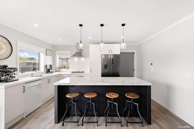 8 Naho Place Meremere_2