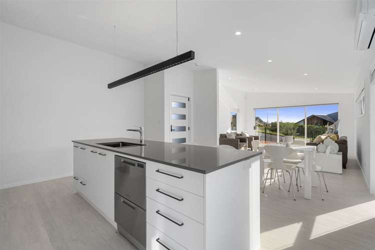 3 Manotini Way Pyes Pa_3