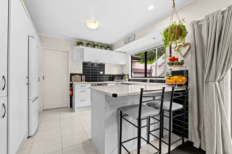1/37 Palliser Lane Browns Bay_9