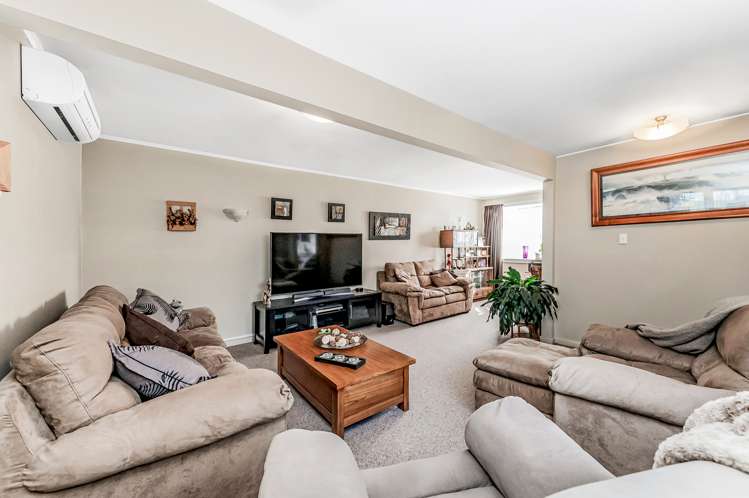 60 Springs Road Hornby_7