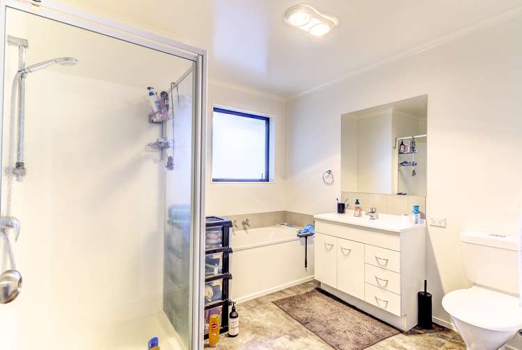 11b Sharaleigh Place Grandview Heights_8