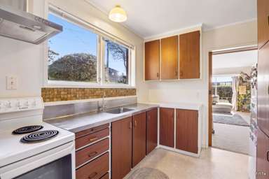 1 & 2/17a Rowan Road_4
