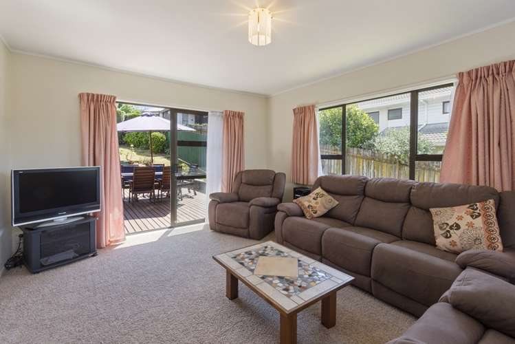 94 Gosford Drive Botany Downs_4