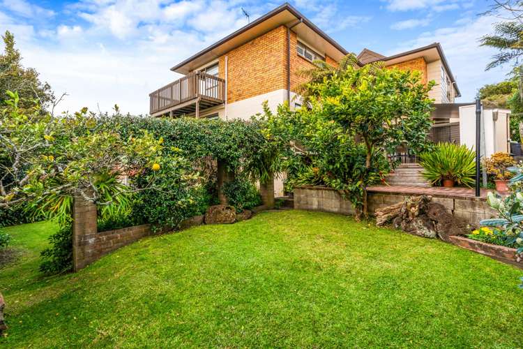 2/9 Newhaven Terrace Mairangi Bay_5