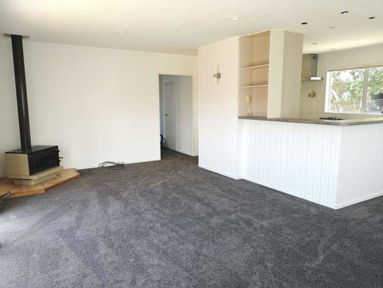 25 Dobell Road Stanmore Bay_6