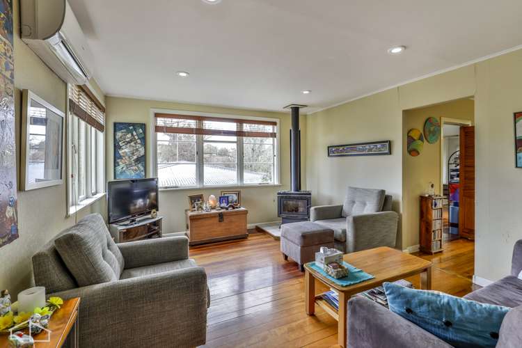 54 Clayburn Road Glen Eden_5