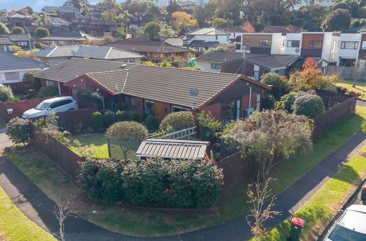 2/2 Mark Edward Drive Half Moon Bay_21
