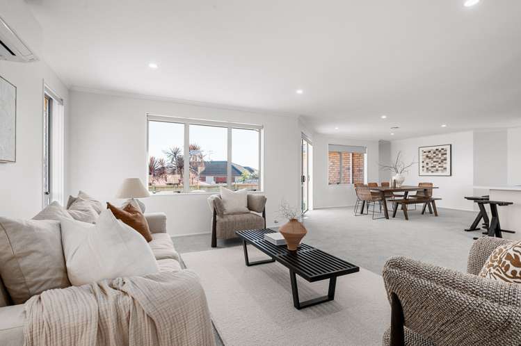 7 Farleigh Close Huntington_6