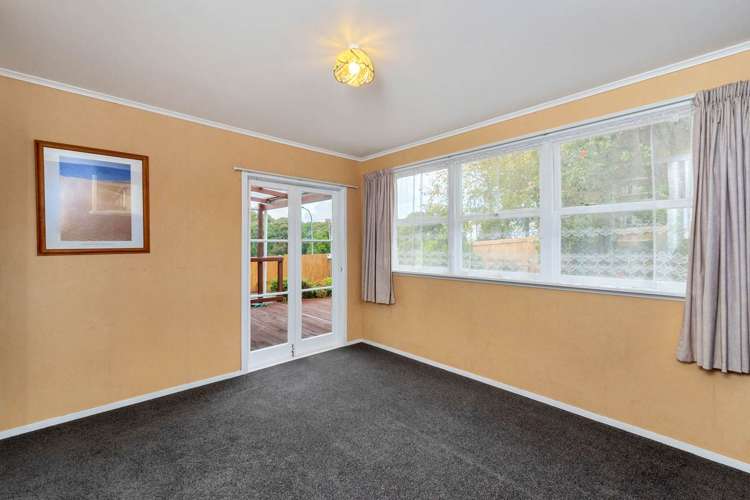 332 Glengarry Road Glen Eden_12