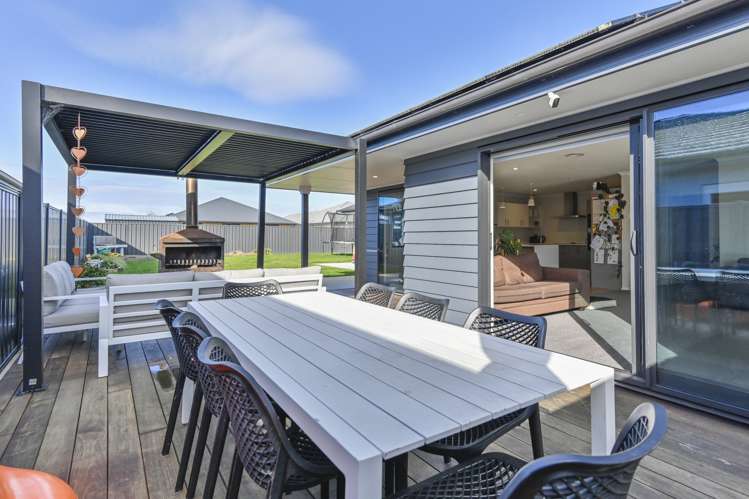 5 Hikawera Drive Frimley_16