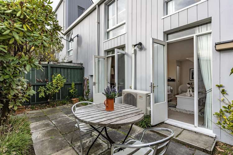 1/142 Rugby Street Merivale_15