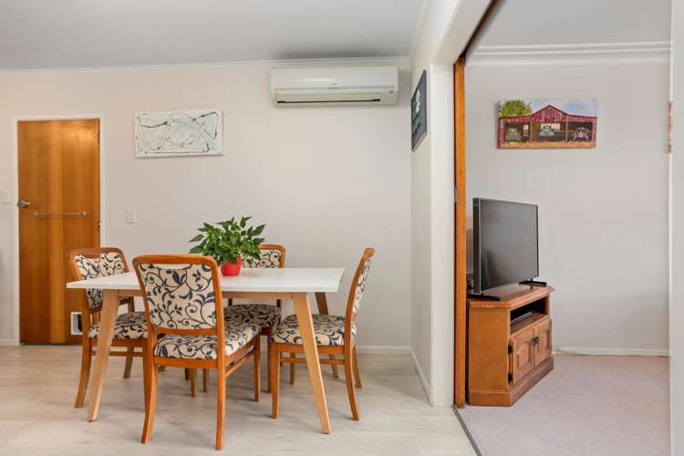 2/93 Symonds Street Royal Oak_6