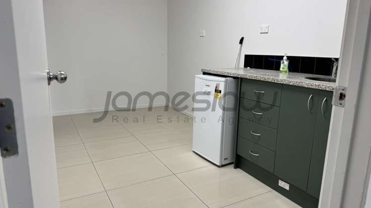 Unit 7/706 Great South Road Penrose_10