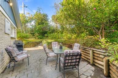 2/220 East Coast Road_3