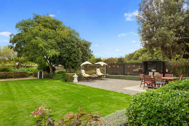 2 Church Street Amberley_16