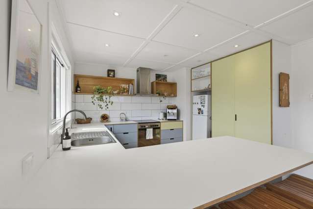 53 Cumming Street Okato_1