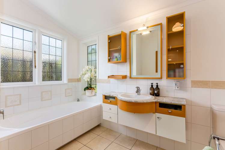 15 Ngaio Road Kelburn_22