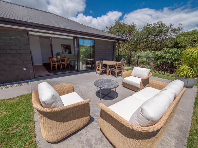 9 Loke Crescent Coopers Beach_13