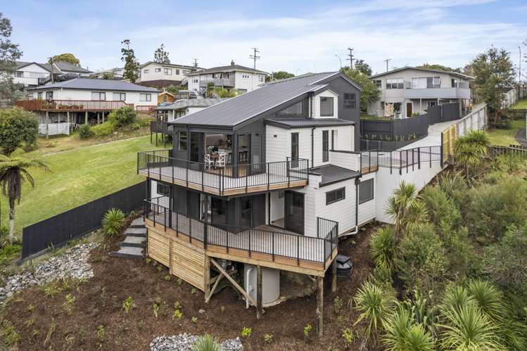 54a Awaroa Road Sunnyvale_27