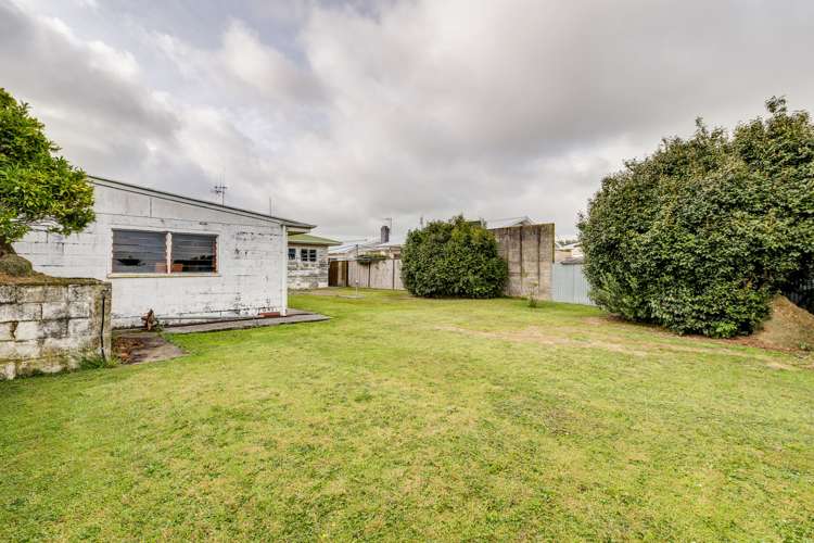 7 Moray Place Highbury_13