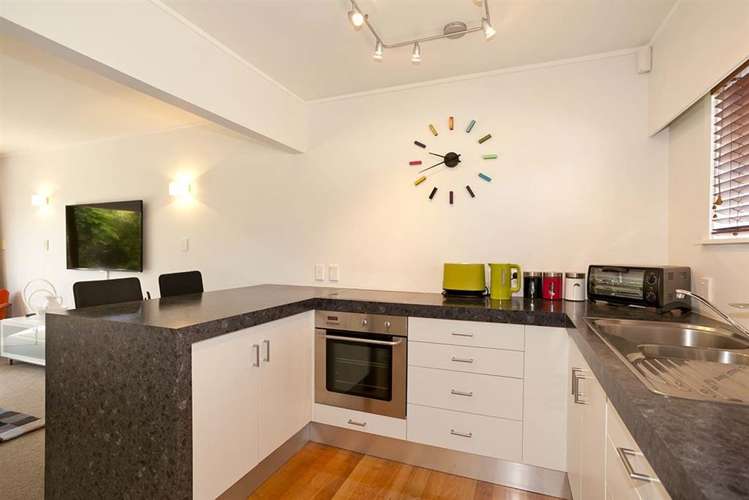 3/29 Lake Pupuke Drive Takapuna_6