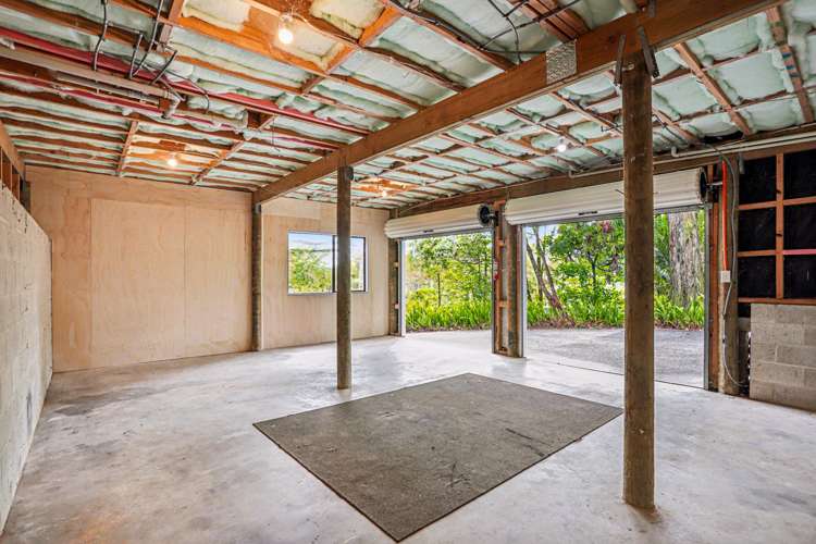 197 Woodlands Park Road Titirangi_23