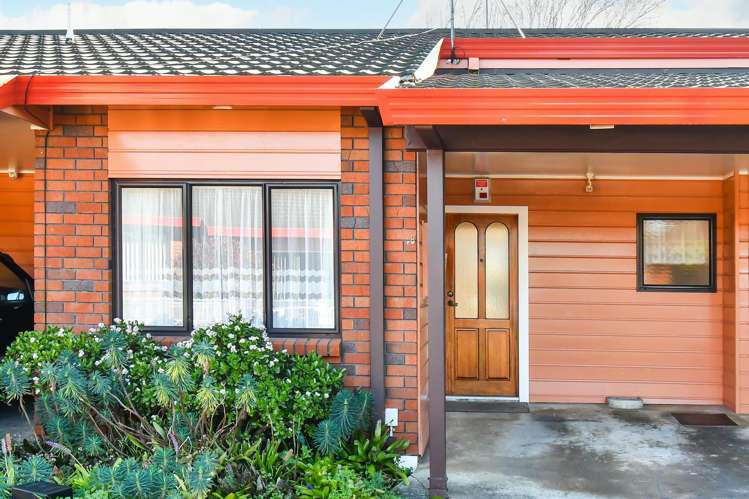 8/151 Kitchener Road Pukekohe_2