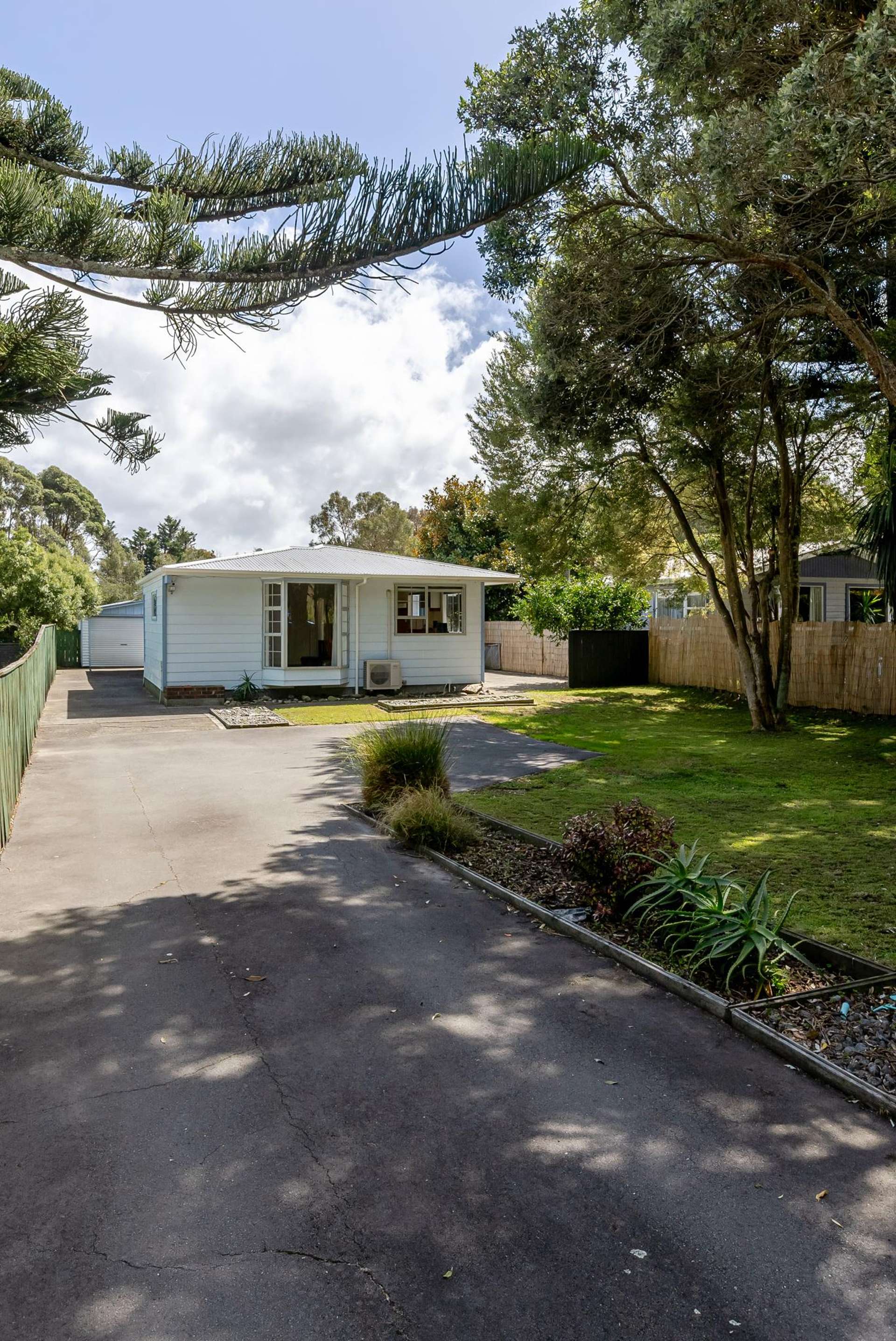 218 Main Road South Raumati South_0