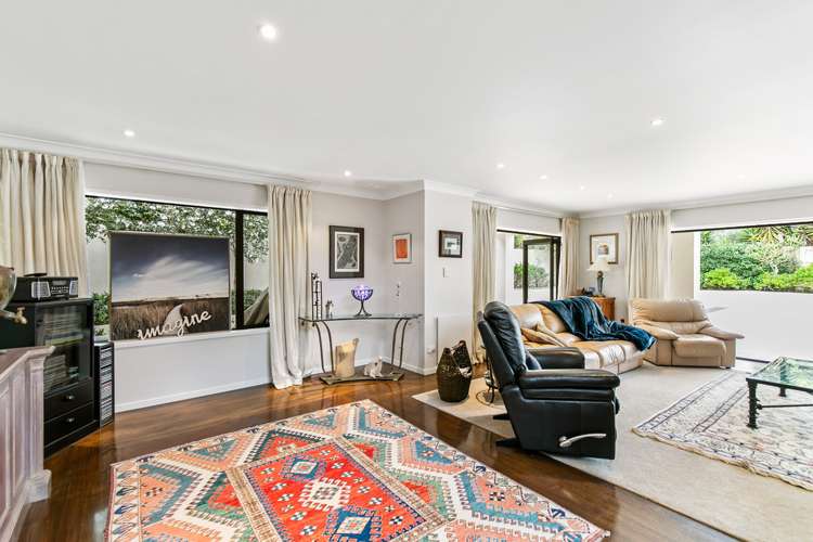 54a Marine Parade Mellons Bay_13