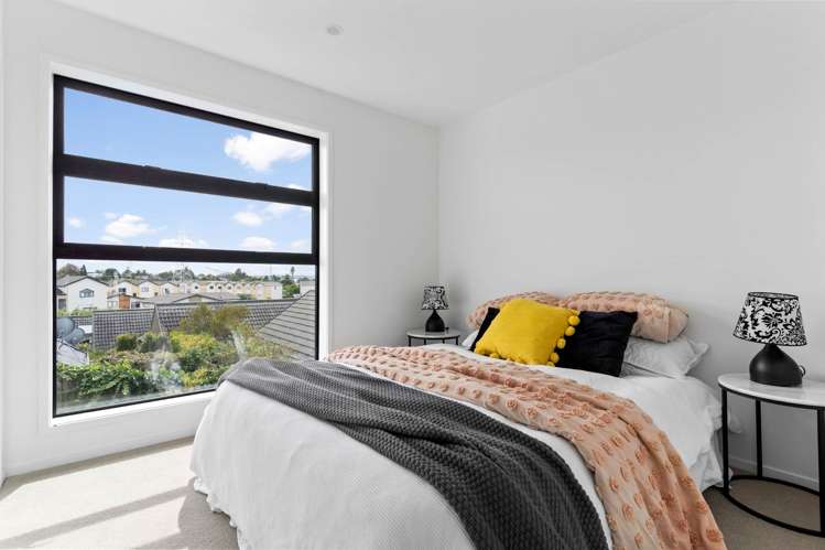 78 Rauemi Way Te Atatu South_7