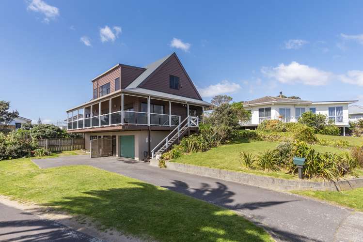 11 Waiheke Street Waikanae Beach_34