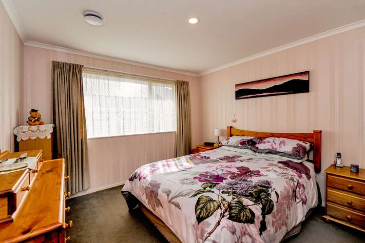 37d Eastbourne Street Caversham_11