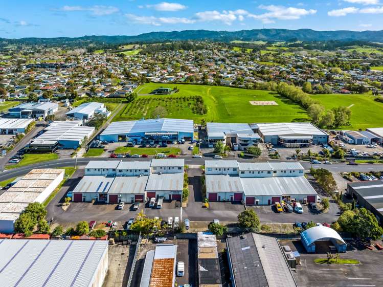 2a/12 Corban Avenue Henderson_19