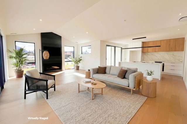 Style And Views on Mason Street